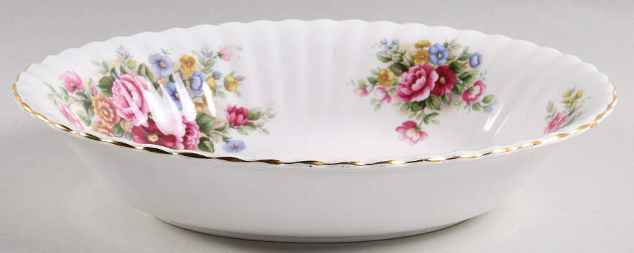 Chelsea Garden 9" Oval Vegetable Bowl by Royal Albert-1
