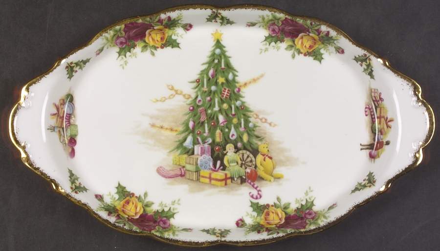 Christmas Magic Regal Tray by Royal Albert-1