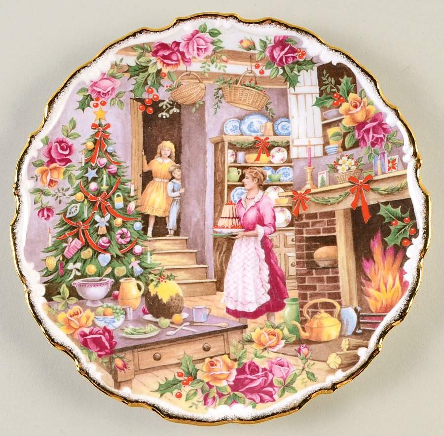 Christmas Magic Collector Plate by Royal Albert-1