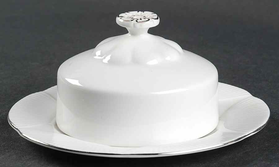Clair De Lune Round Covered Butter by Royal Albert-1