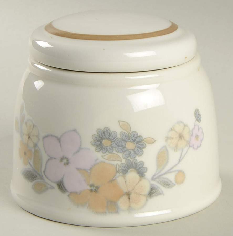 Cottage Flowers Sugar Bowl & Lid by Royal Albert-1