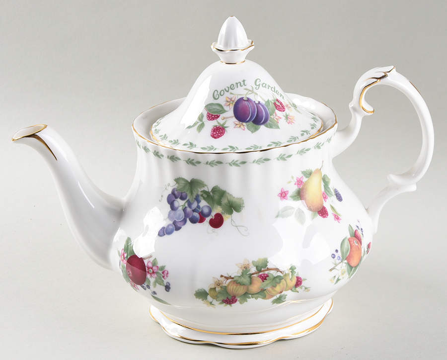 Covent Gardens Teapot & Lid by Royal Albert-1