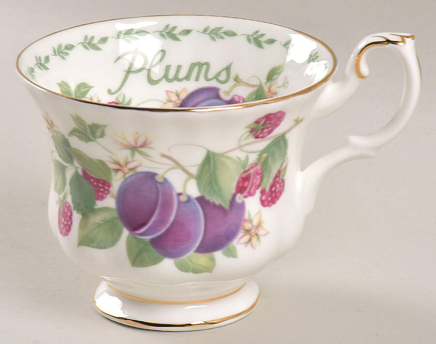 Covent Gardens Footed Cup by Royal Albert-1