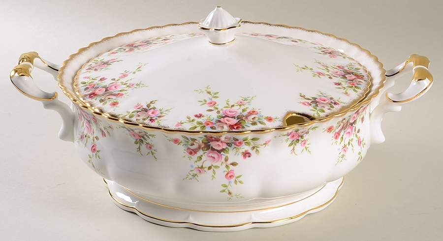 Cottage Garden Tureen &  Lid by Royal Albert-1