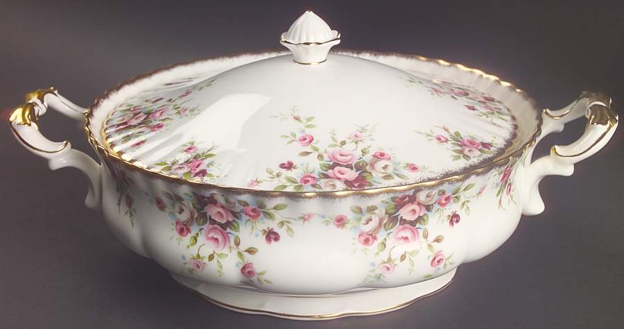 Cottage Garden Round Covered Vegetable by Royal Albert-1