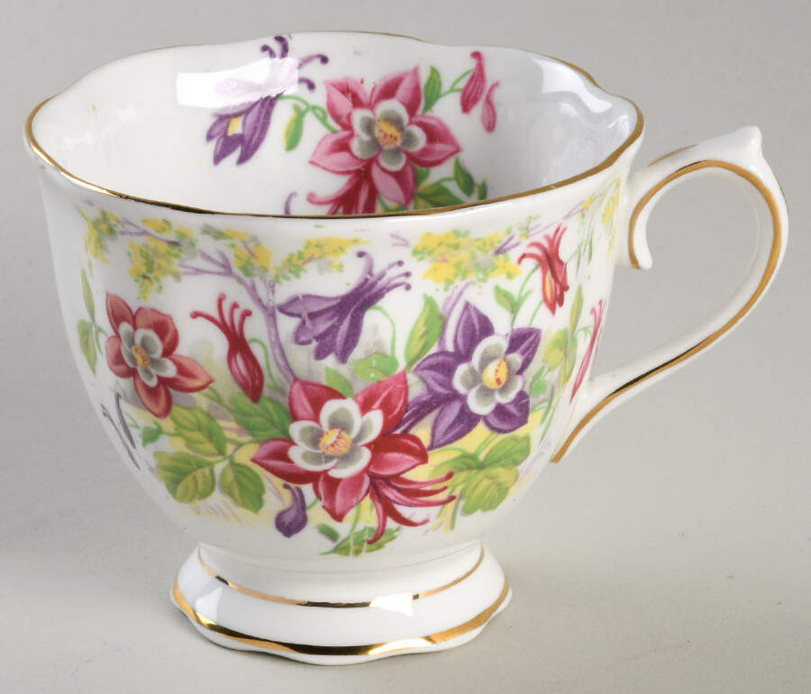 Columbine Footed Cup by Royal Albert-1