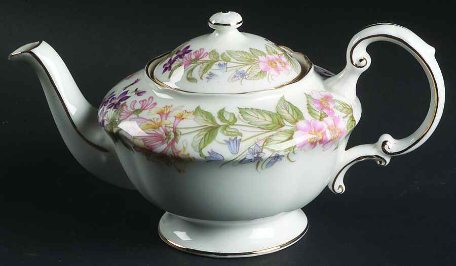 Country Lane Mini Teapot & Lid by Royal Albert-1