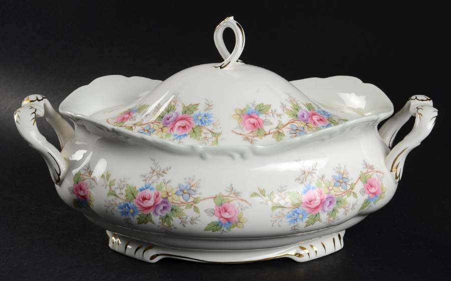 Colleen Oval Covered Vegetable by Royal Albert-1
