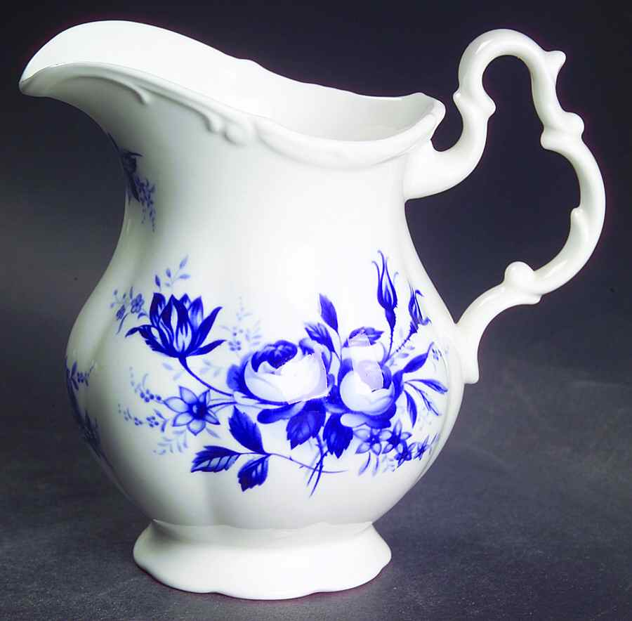 Connoisseur Creamer by Royal Albert-1