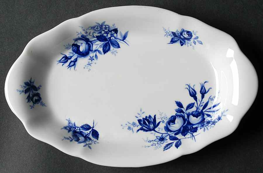 Connoisseur Tray for Creamer & Sugar with Lid by Royal Albert-1