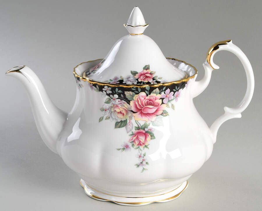 Concerto Teapot & Lid by Royal Albert-1