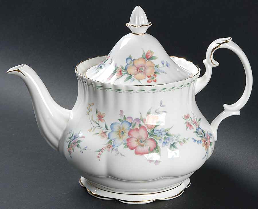 Constance Teapot & Lid by Royal Albert-1