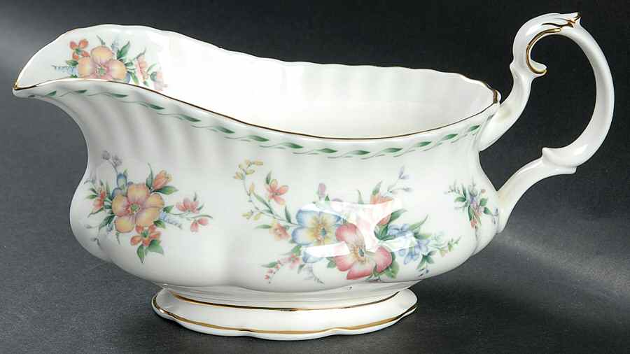 Constance Gravy Boat by Royal Albert-1