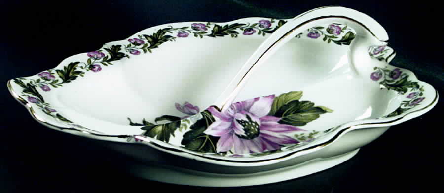 Cotswold Handled Leaf Dish by Royal Albert-1