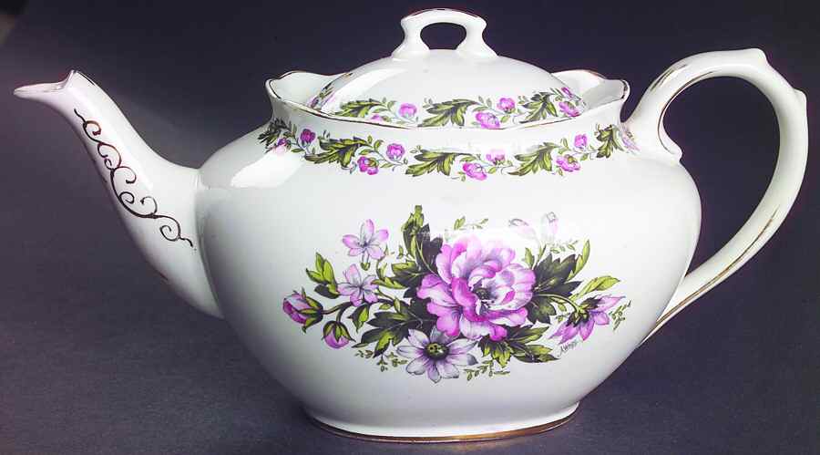 Cotswold Small Teapot & Lid by Royal Albert-1
