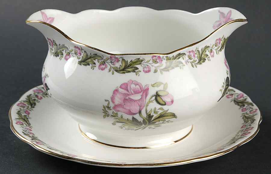 Cotswold Gravy Boat with Attached Underplate by Royal Albert-1