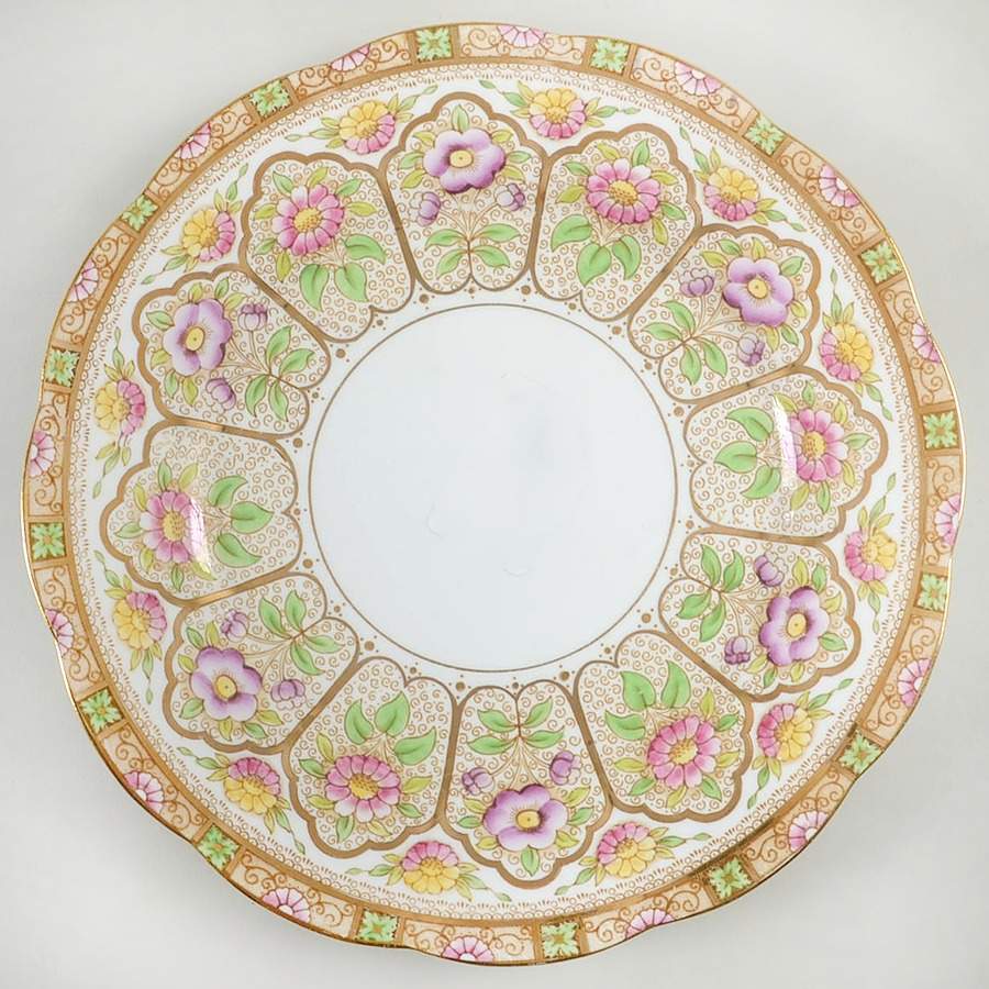 Court Dinner Plate by Royal Albert-1