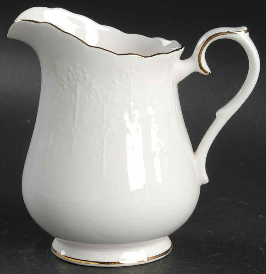 Daybreak Creamer by Royal Albert-1