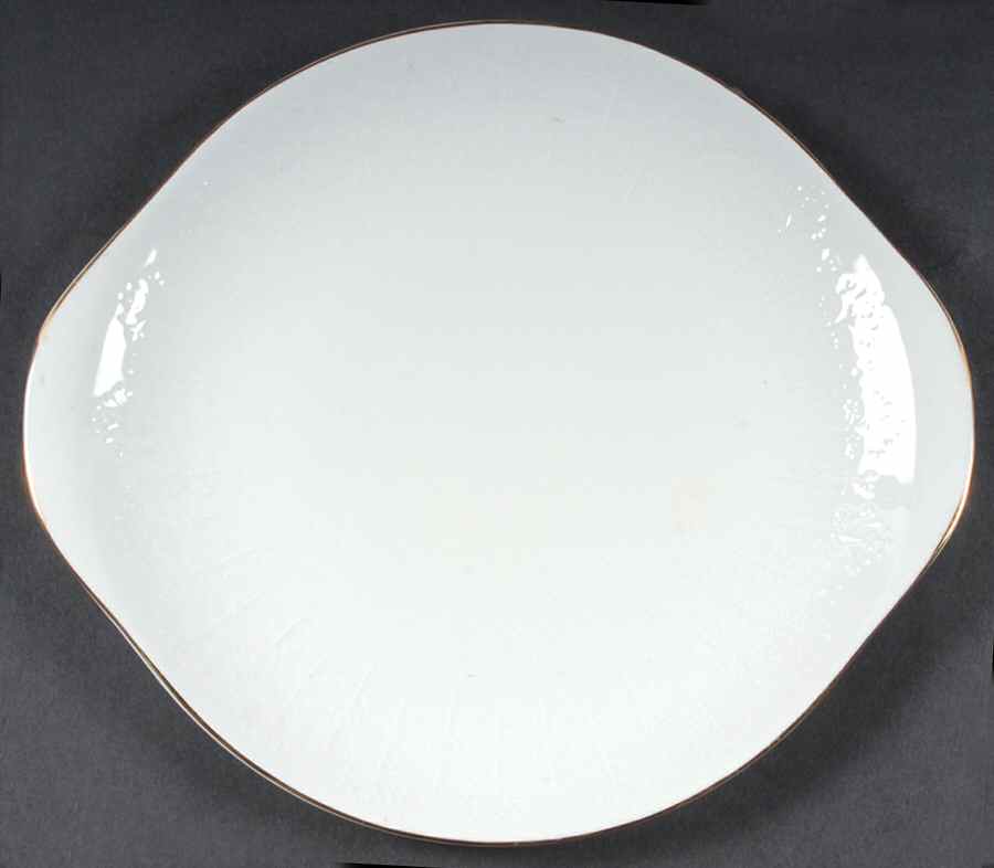 Daybreak Handled Cake Plate by Royal Albert-1