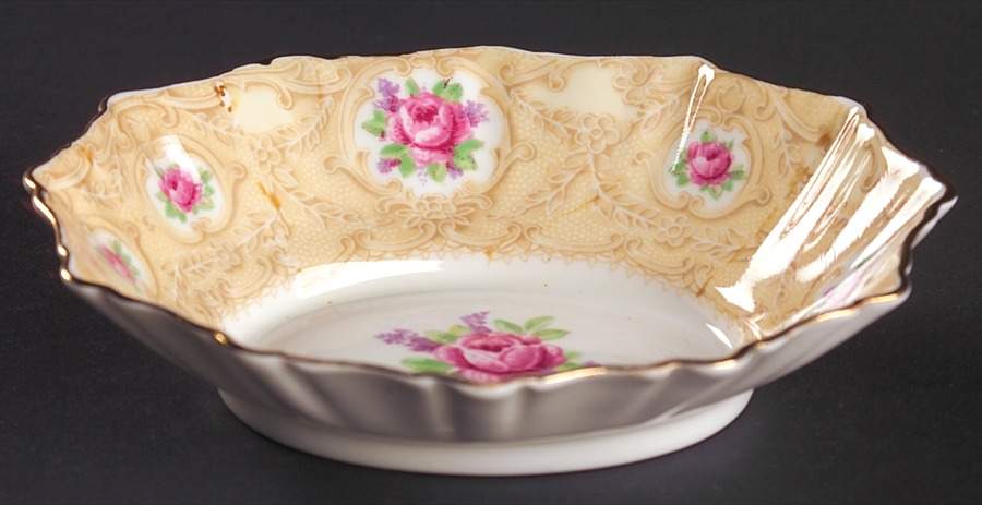 Devonshire Lace 5" Oval Sweet Meat Dish by Royal Albert-1