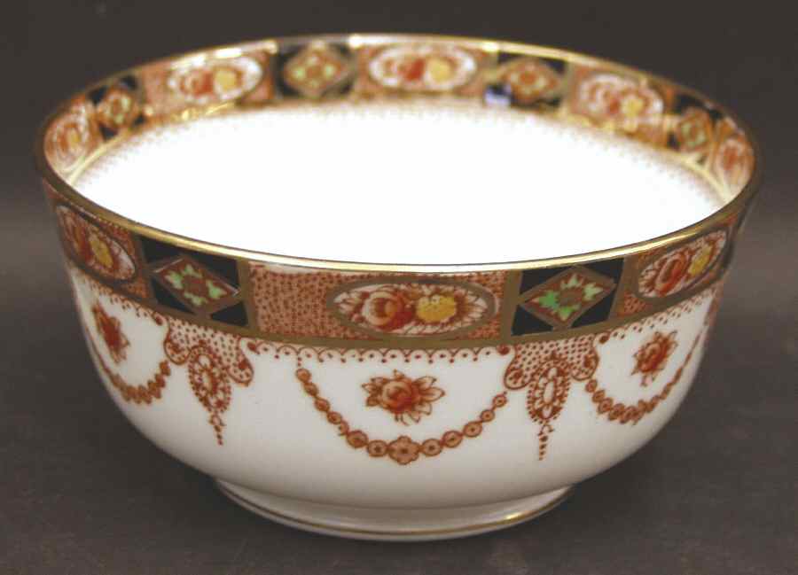 Devon Black (Scalloped) Cranberry Bowl by Royal Albert-1