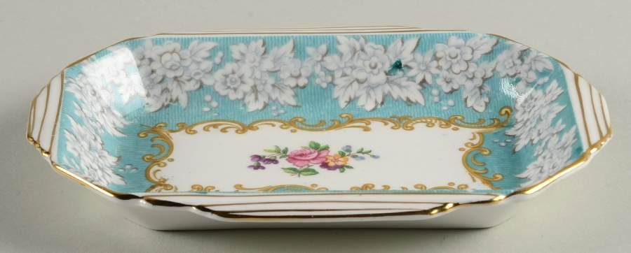 Enchantment 7" Rectangular Sweet Meat by Royal Albert-1