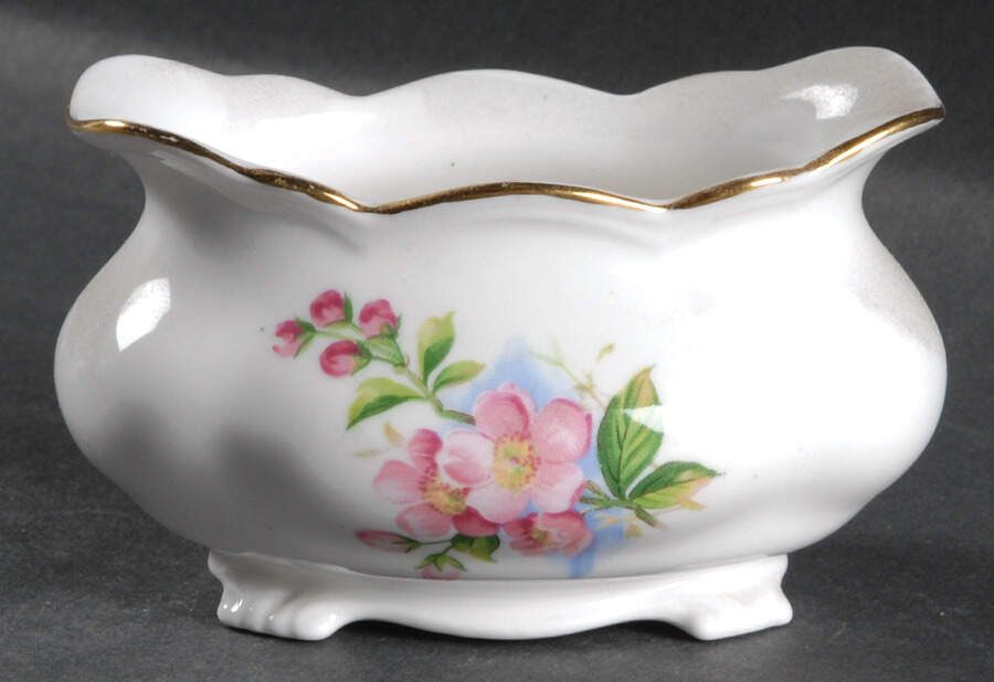 Evesham (Apple Blossoms) Mini Open Sugar Bowl by Royal Albert-1