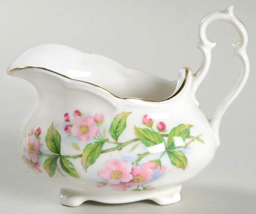 Evesham (Apple Blossoms) Mini Creamer by Royal Albert-1