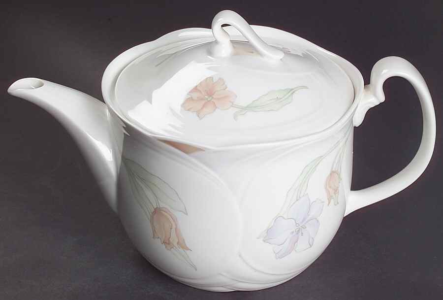 Fantasia Teapot & Lid by Royal Albert-1
