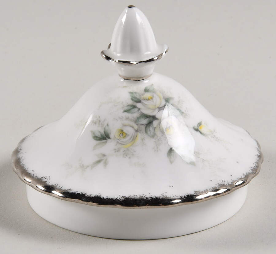 First Love (Montrose) Lid for Sugar Bowl by Royal Albert-1