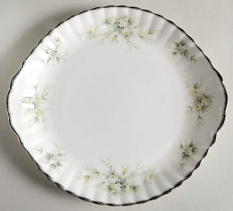 First Love (Montrose) Handled Cake Plate by Royal Albert-1