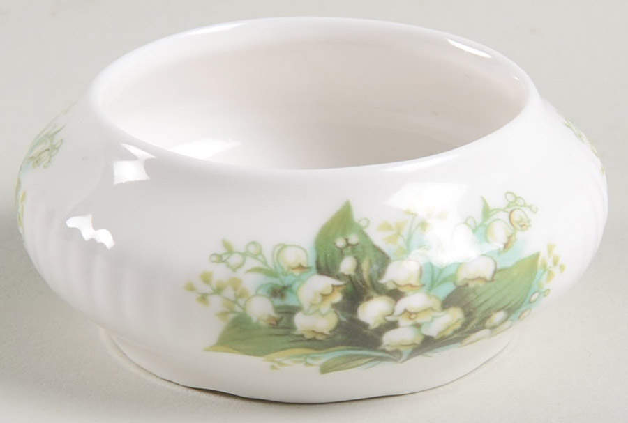 Flower of The Month (Newer, Montrose) 1" Round Box No Lid by Royal Albert-1