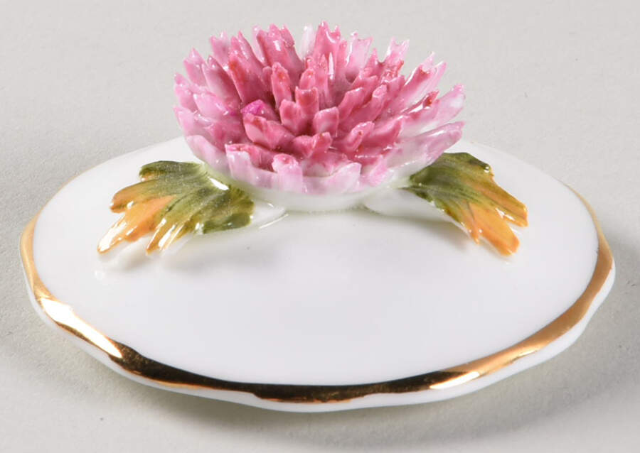 Flower of The Month (Newer, Montrose) Lid for 1" Round Box by Royal Albert-1