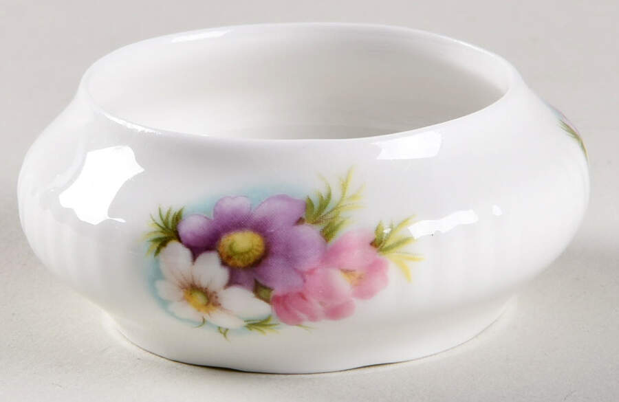 Flower of The Month (Newer, Montrose) 1" Round Box No Lid by Royal Albert-1
