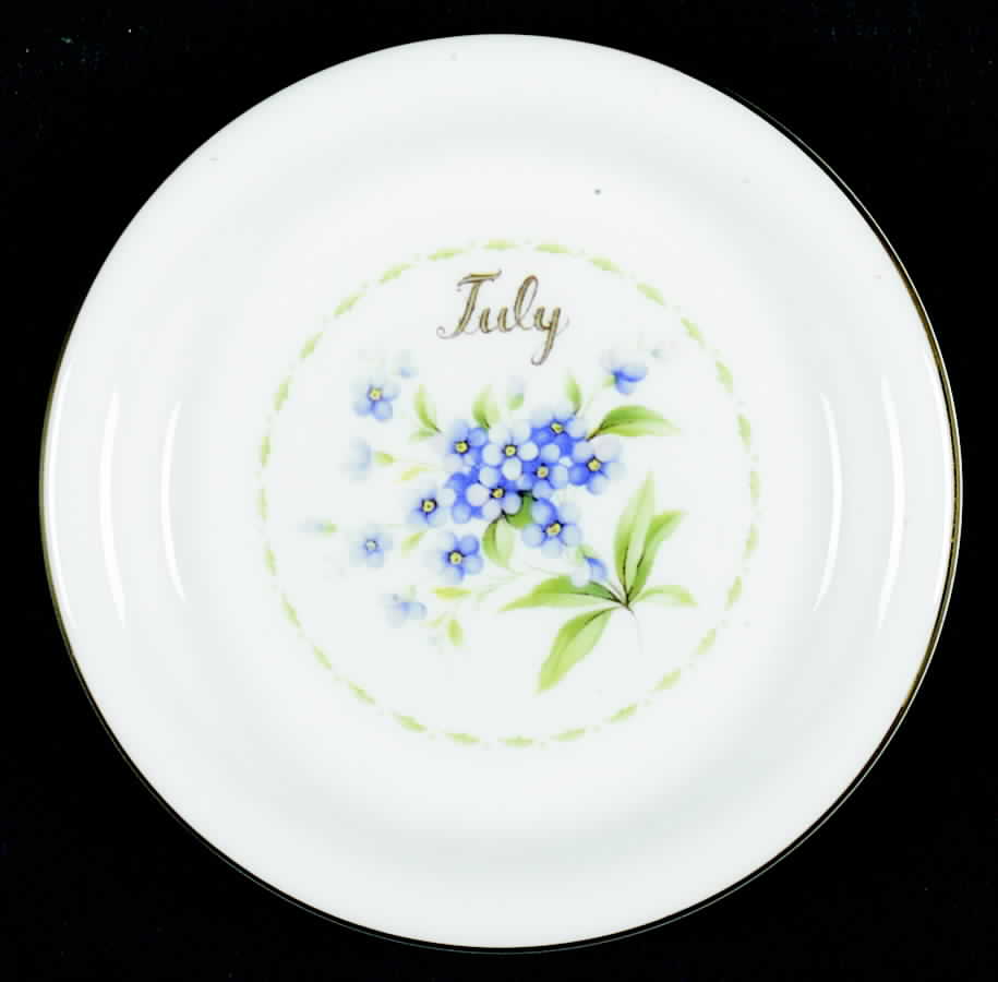 Flower of The Month (Newer, Montrose) Coaster by Royal Albert-1