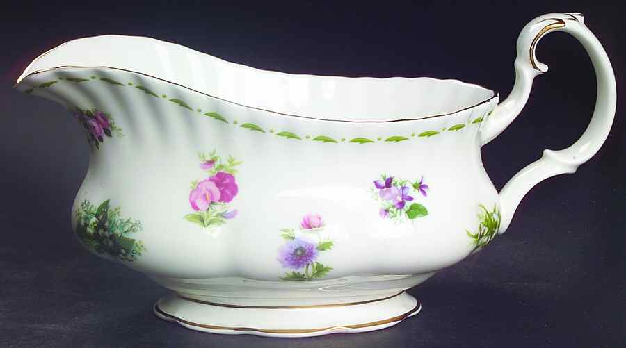 Flower of The Month (Newer, Montrose) Gravy Boat by Royal Albert-1