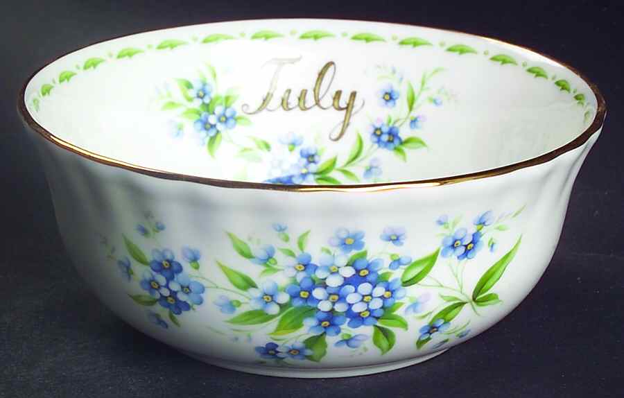 Flower of The Month (Newer, Montrose) Oatmeal Bowl by Royal Albert-1