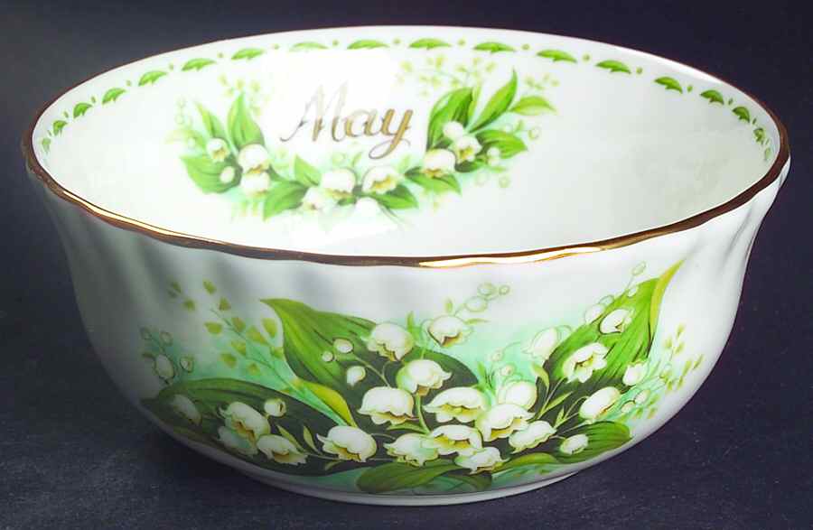 Flower of The Month (Newer, Montrose) Oatmeal Bowl by Royal Albert-1
