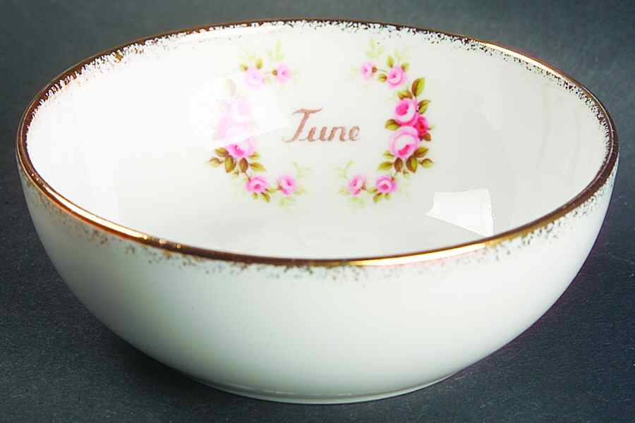 Flower of The Month (Newer, Montrose) Mini Open Sugar Bowl by Royal Albert-1