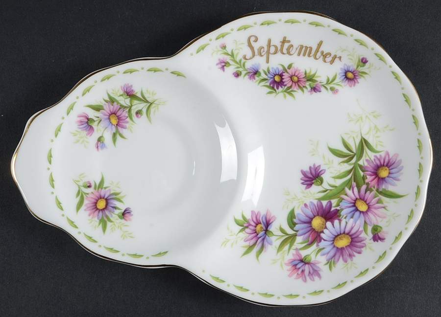 Flower of The Month (Newer, Montrose) Plate for Dessert Plate & Cup Set by Royal Albert-1