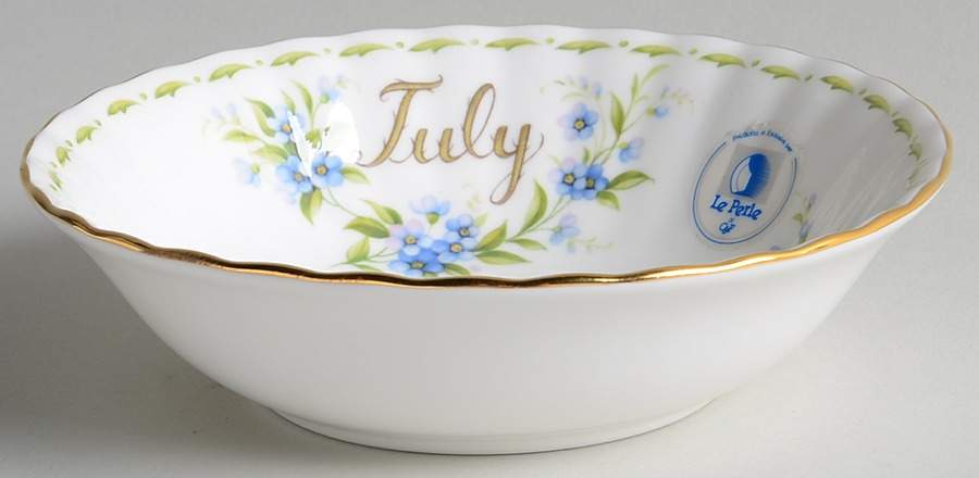 Flower of The Month (Newer, Montrose) Fruit/Dessert (Sauce) Bowl by Royal Albert-1