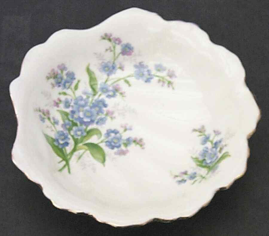 Forget Me Not Shell Shaped Dish by Royal Albert-1