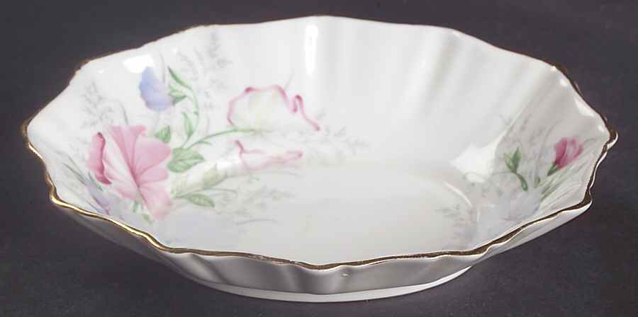 Friendship Series Oval Sweet Meat Dish by Royal Albert-1
