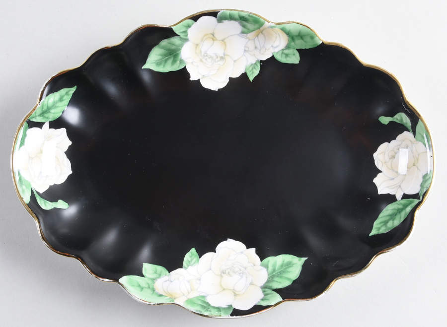 The Gardenia Shallow Oval Bowl by Royal Albert-1