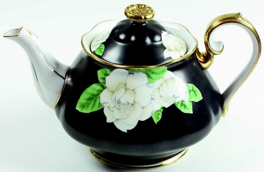 The Gardenia Small Teapot & Lid by Royal Albert-1