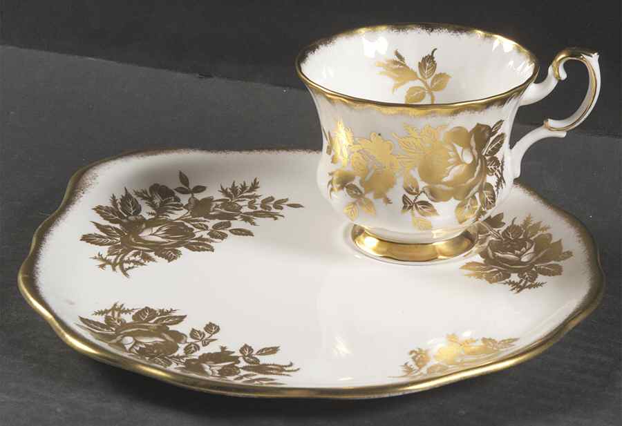 Golden Rose Snack Plate & Cup Set by Royal Albert-1