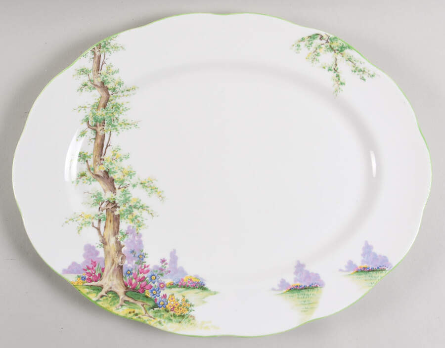 Greenwood Tree (Green Trim) 15" Oval Serving Platter by Royal Albert-1