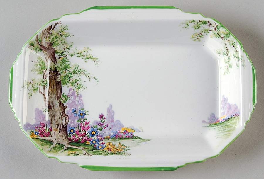 Greenwood Tree (Green Trim) Relish by Royal Albert-1