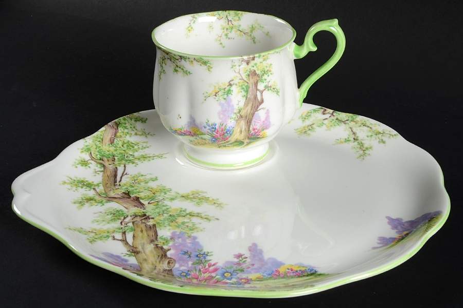 Greenwood Tree (Green Trim) Snack Plate & Cup Set by Royal Albert-1