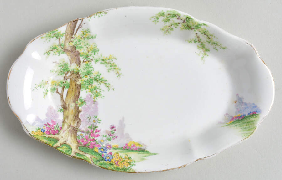 Greenwood Tree (Gold Trim) Relish by Royal Albert-1